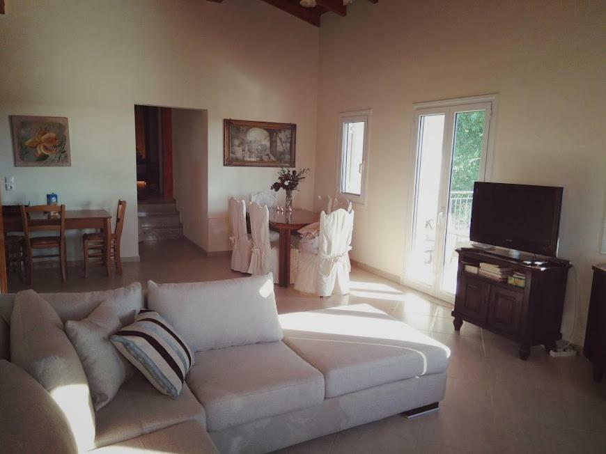 Sime Villa Private Beach Agios Nikolaos  외부 사진
